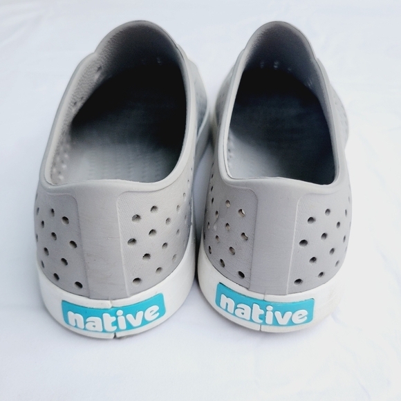 Native Unisex Gray Jefferson Slip-on Perforated Shoe - size M7/W9 - Picture 5 of 8